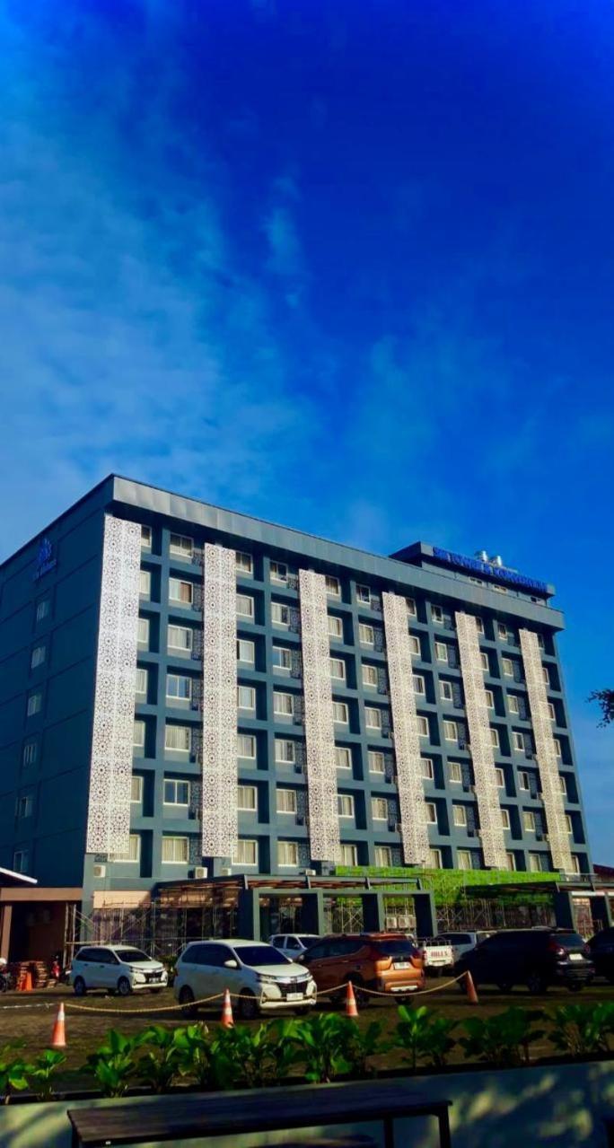 Tanjung Redep Sm Tower Hotel And Convention Berau מראה חיצוני תמונה