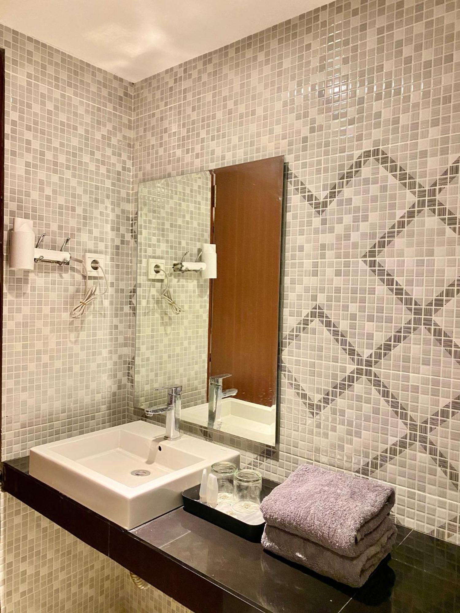 Tanjung Redep Sm Tower Hotel And Convention Berau מראה חיצוני תמונה