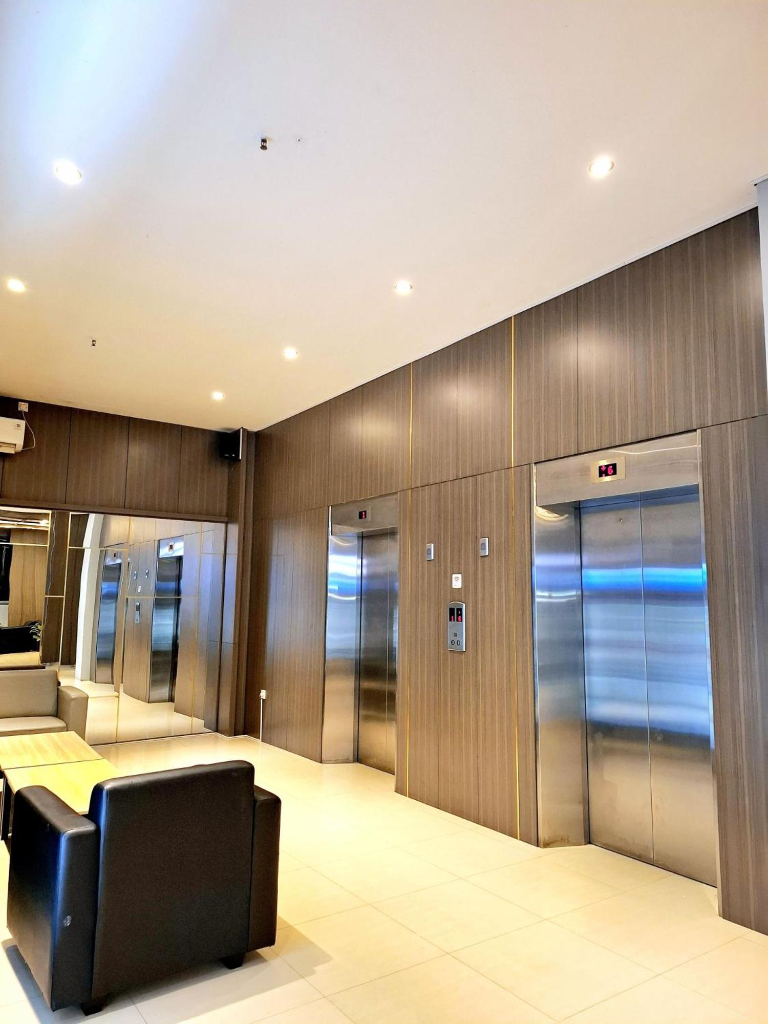 Tanjung Redep Sm Tower Hotel And Convention Berau מראה חיצוני תמונה